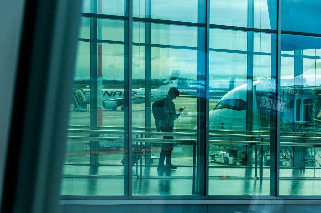 How To Book A Limo From Newark Nj Airport Meet And Greet Service