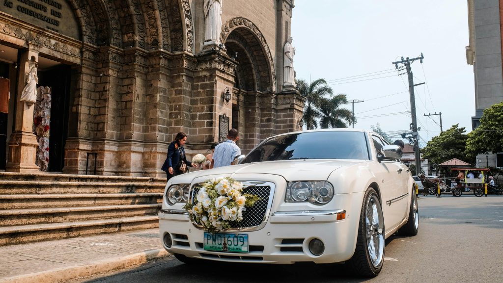 How Much Is A Wedding Limousine In New York Luxury Transport 2026 How Much Is A Wedding Limousine In New York Luxury Transport 2026