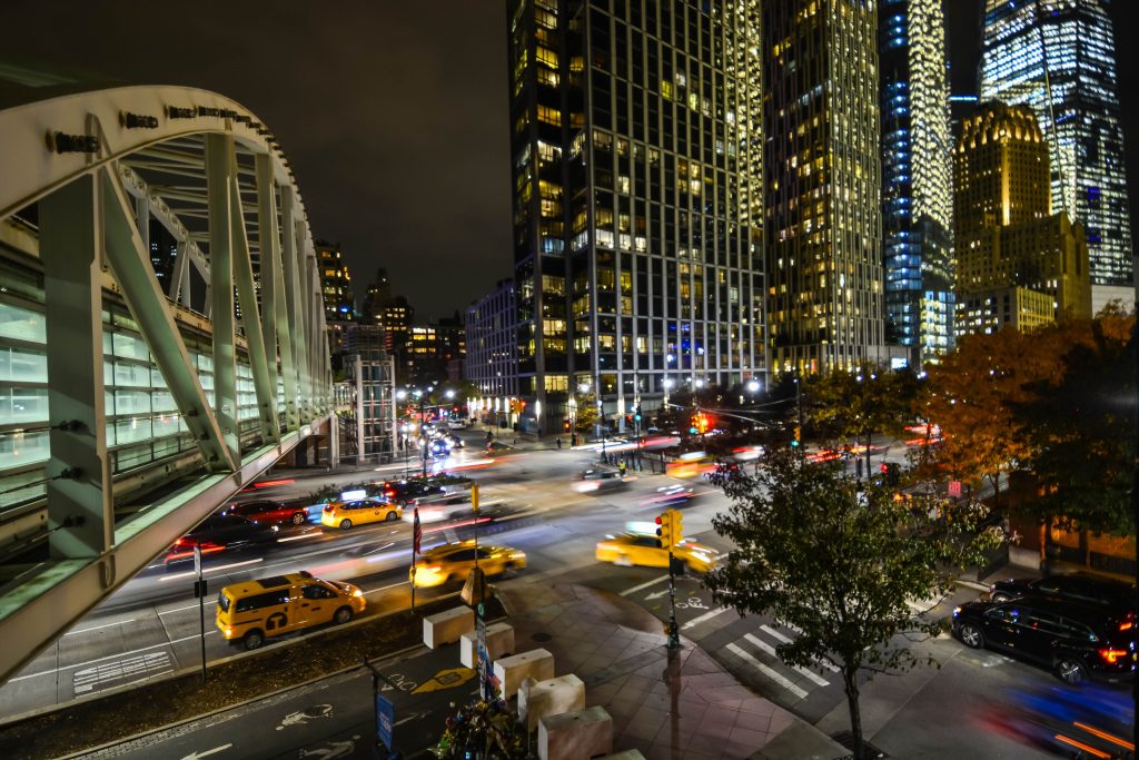 How to Book a Manhattan Taxi: The Honest 2026 Guide 9 brooklyn to lga transportation tips