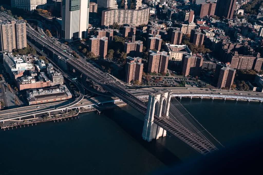 Lga Parking Terminal B Jetblack Black Sedan At Laguardia Terminal B Arrivals Kerb